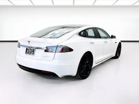 More photos of 2021 Tesla Model S Long Range at STG Bellflower, CA