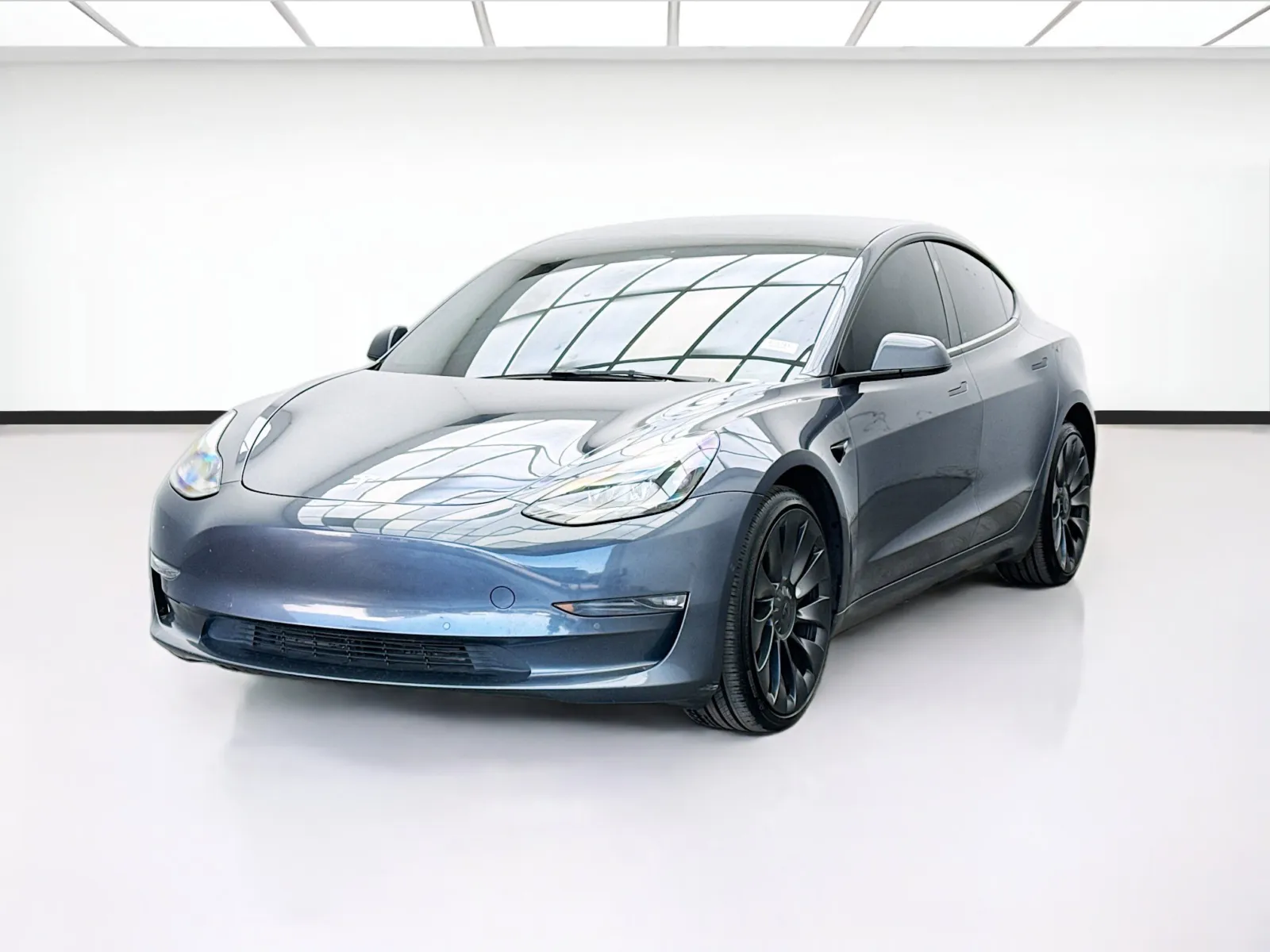 2022 Tesla Model 3 Performance Dual Motor All-Wheel Drive's photo