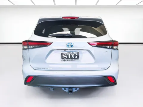 More photos of 2023 Toyota Highlander Bronze Edition at STG Bellflower, CA