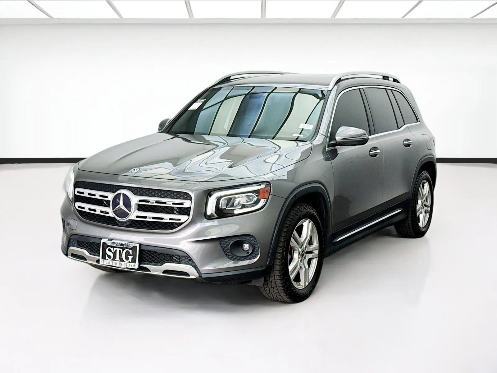 Gray 2020 Mercedes-Benz GLB 250 for sale in Bellflower, CA