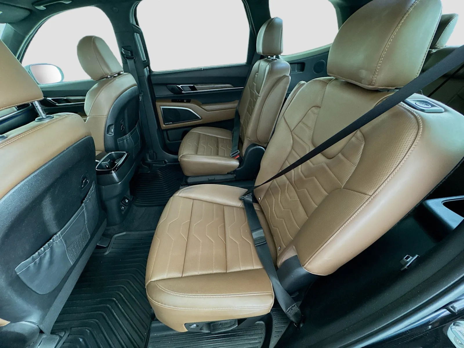 Kia Telluride photo 16