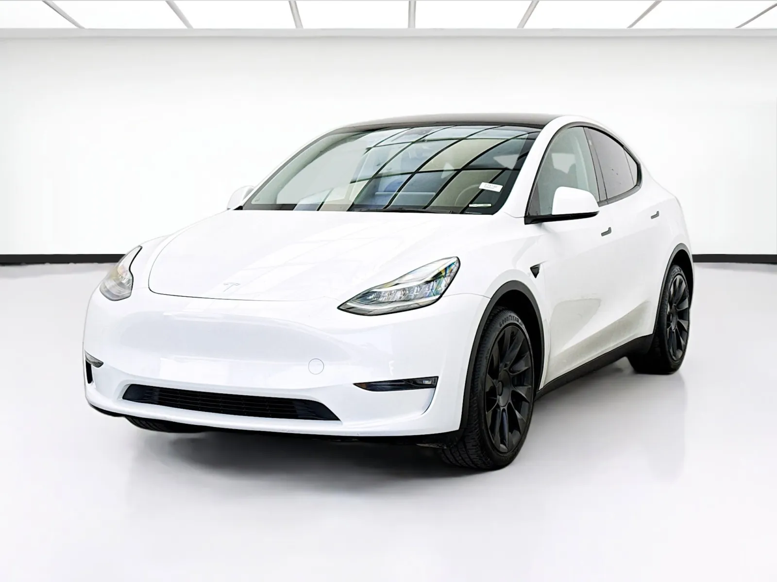 2023 Tesla Model Y Long Range Dual Motor All-Wheel Drive's photo
