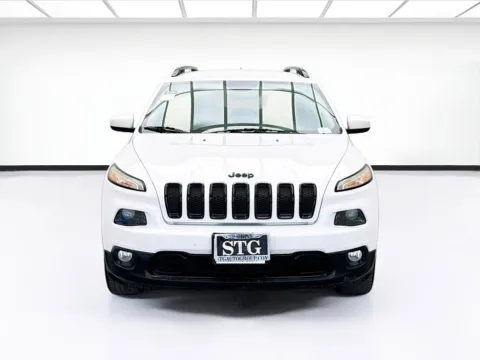 Photos of 2016 Jeep Cherokee Latitude for sale in Bellflower, CA at STG Bellflower