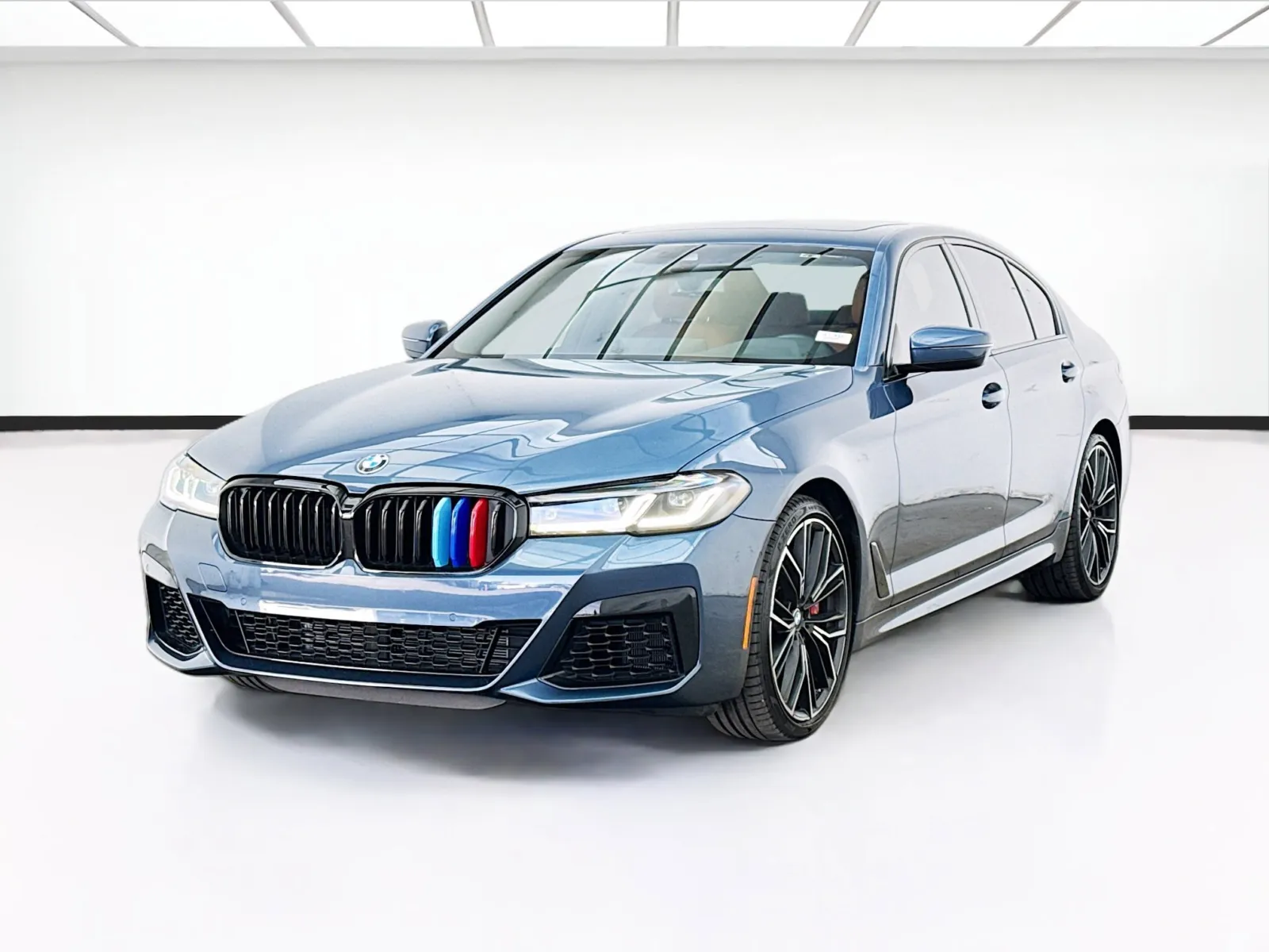 2023 BMW 5 Series 540i Sedan's photo