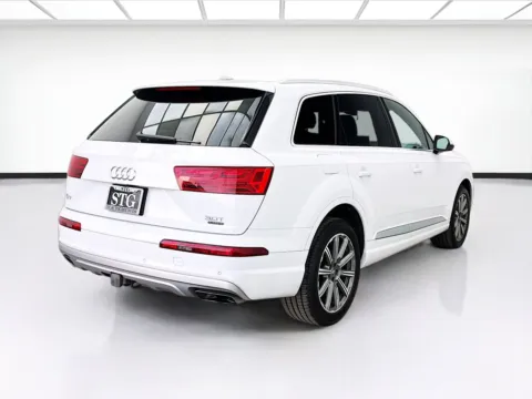 More photos of 2018 Audi Q7 3.0T Premium Plus quattro at STG Bellflower, CA