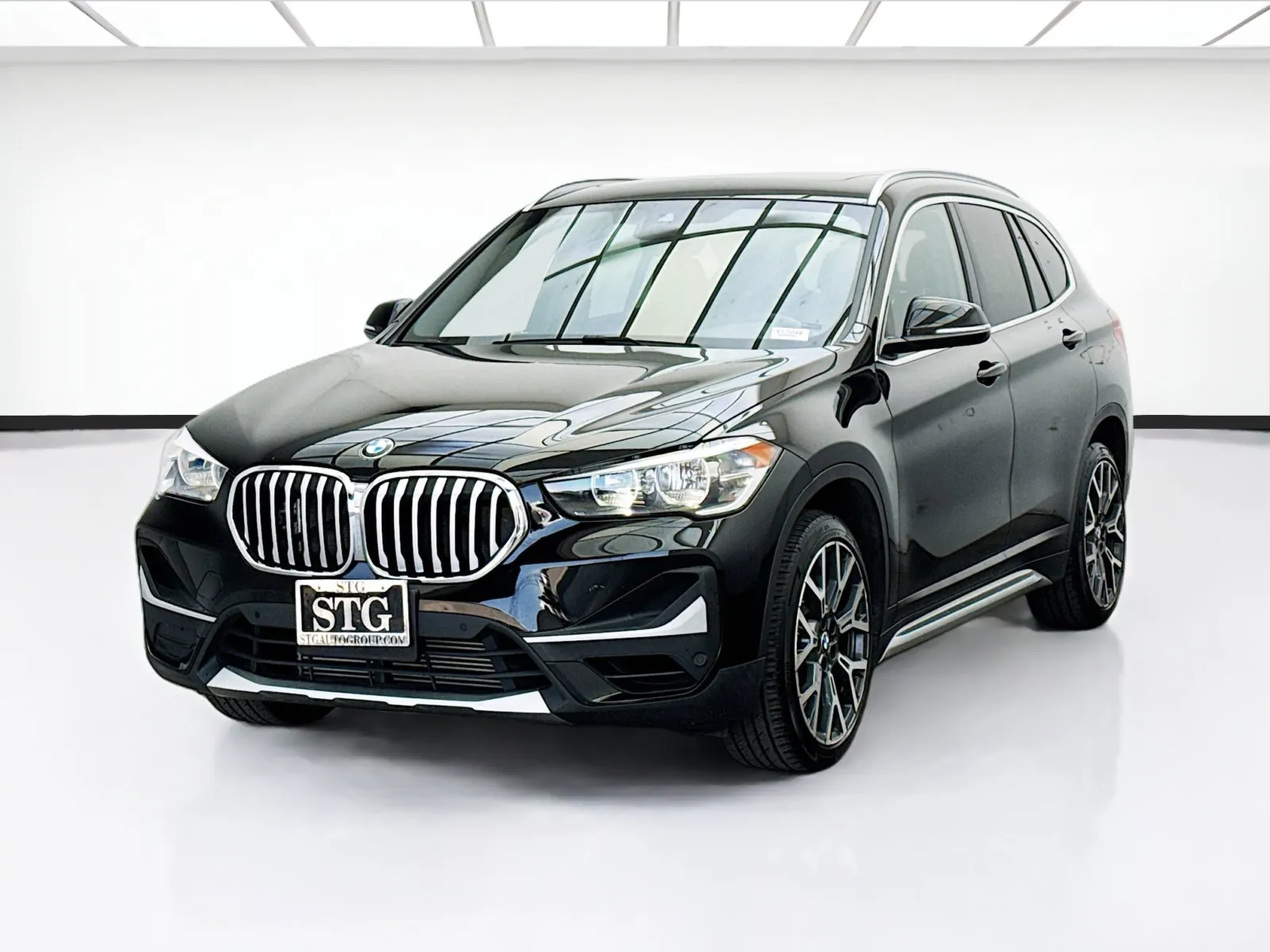 2021 BMW X1 sDrive28i's photo