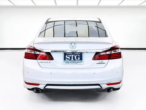 More photos of 2017 Honda Accord Sedan Touring at STG Bellflower, CA
