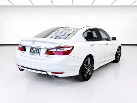 More photos of 2017 Honda Accord Sedan Touring at STG Bellflower, CA