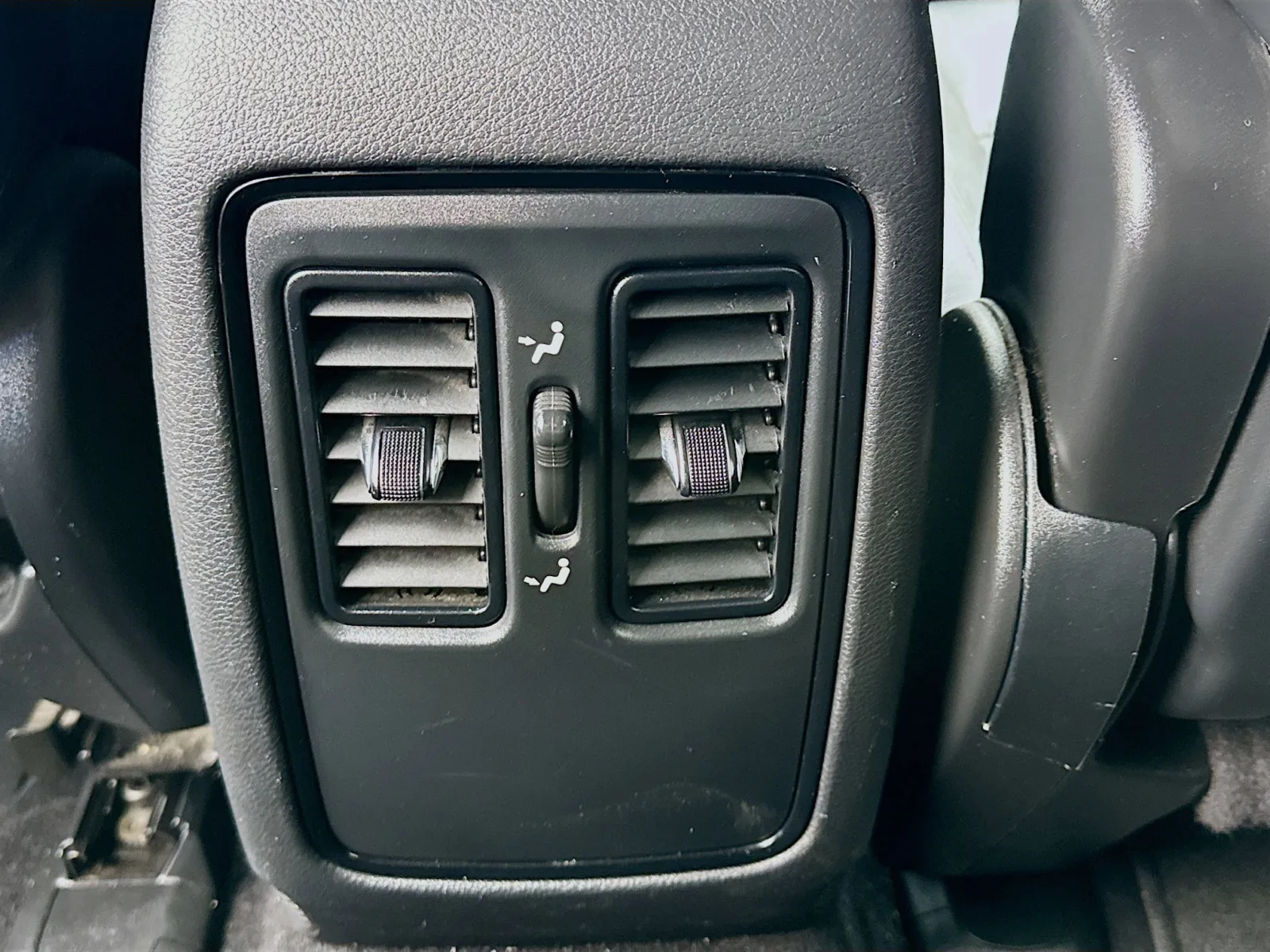 Dodge Durango photo 16