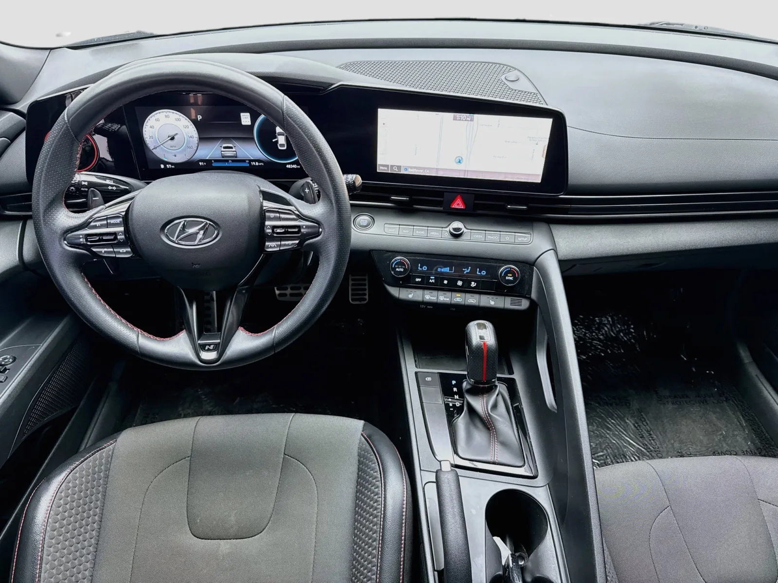 Hyundai Elantra photo 15