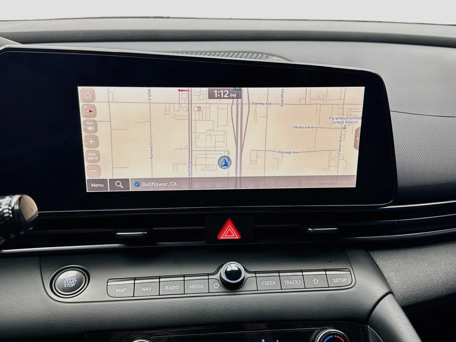 Hyundai Elantra photo 9