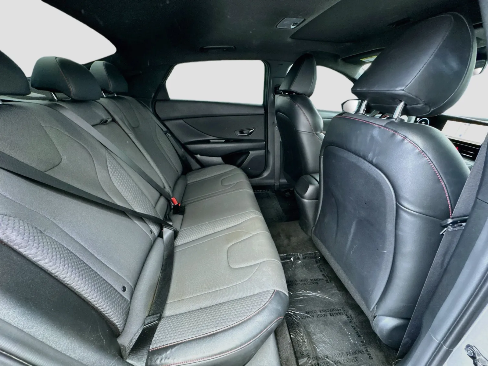 Hyundai Elantra photo 18