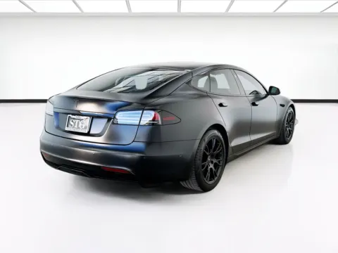 More photos of 2022 Tesla Model S at STG Bellflower, CA