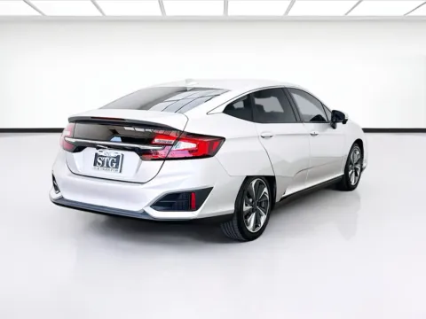 More photos of 2018 Honda Clarity Plug-In Hybrid at STG Bellflower, CA