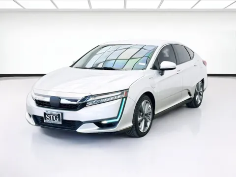 Silver 2018 Honda Clarity Plug-In Hybrid for sale in Bellflower, CA
