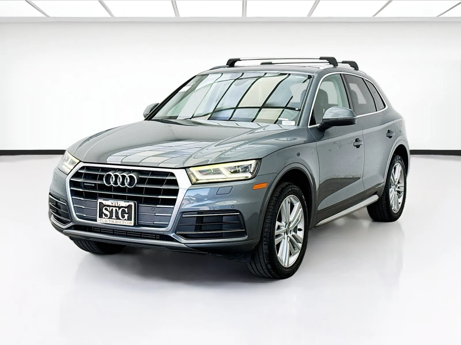Gray 2018 Audi Q5 2.0T Premium quattro for sale in Bellflower, CA
