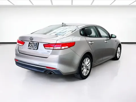 More photos of 2016 Kia Optima EX at STG Bellflower, CA