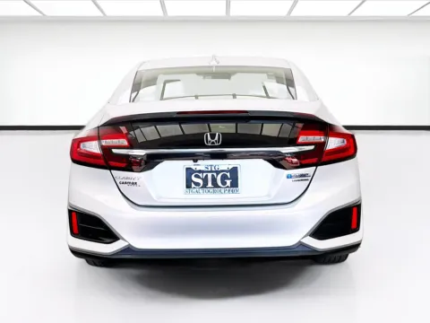 More photos of 2018 Honda Clarity Plug-In Hybrid Touring at STG Bellflower, CA
