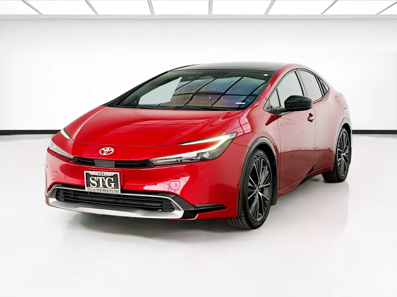 Red 2023 Toyota Prius Limited for sale in Bellflower, CA