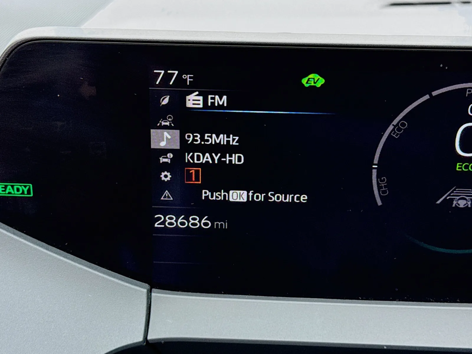 Toyota Prius photo 8