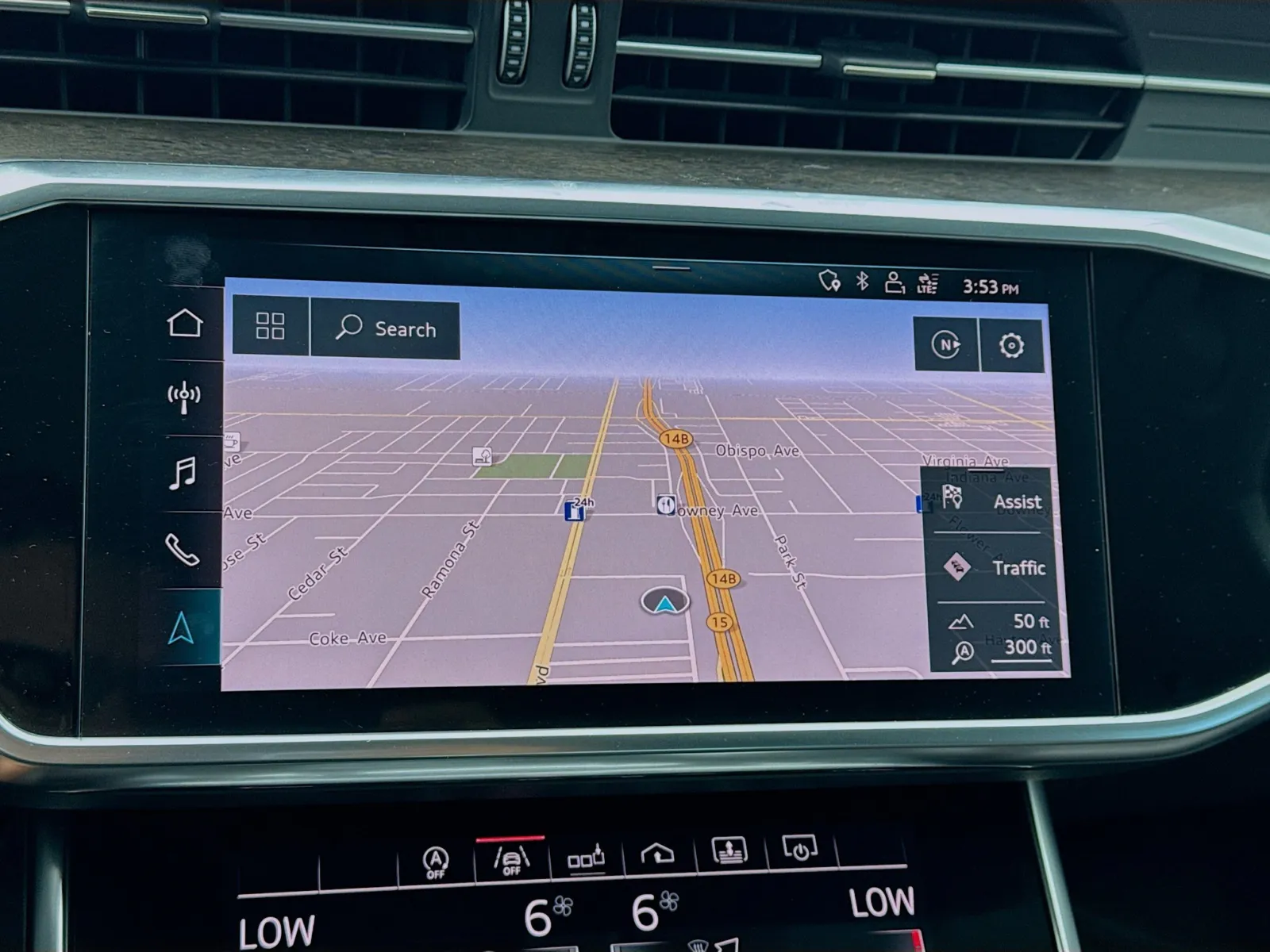 Audi A6 photo 9