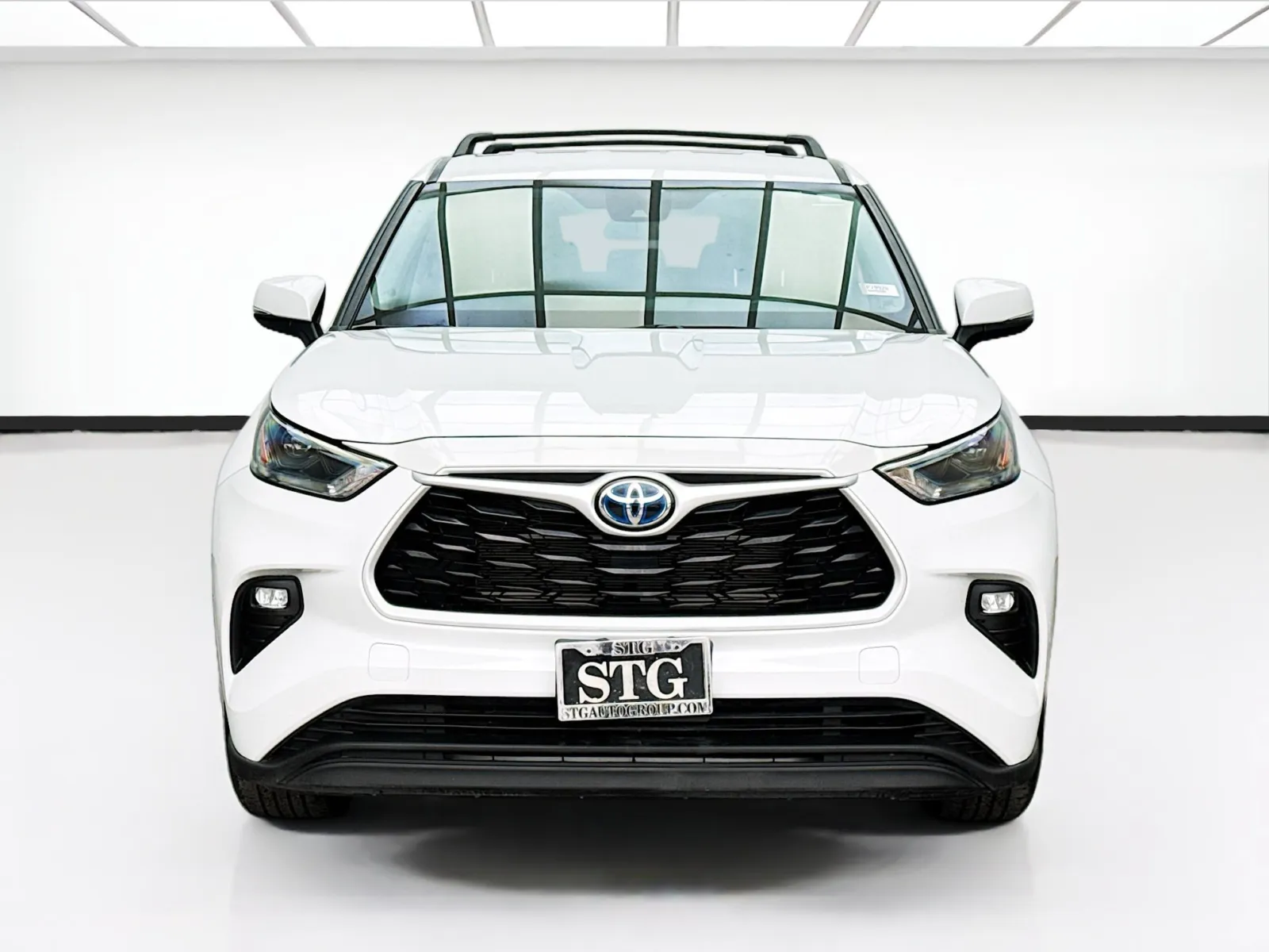 Toyota Highlander photo 2