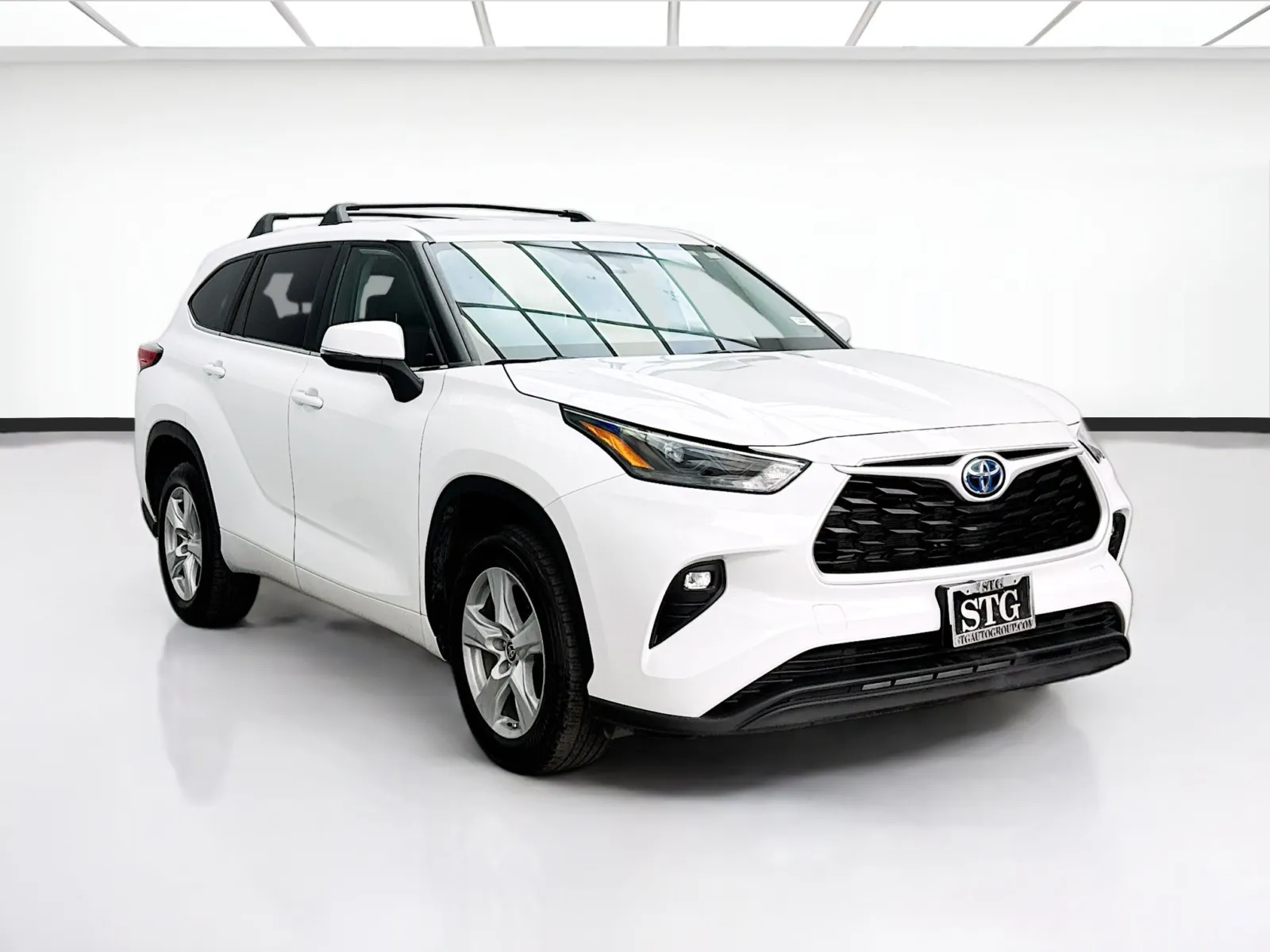 Toyota Highlander photo 3