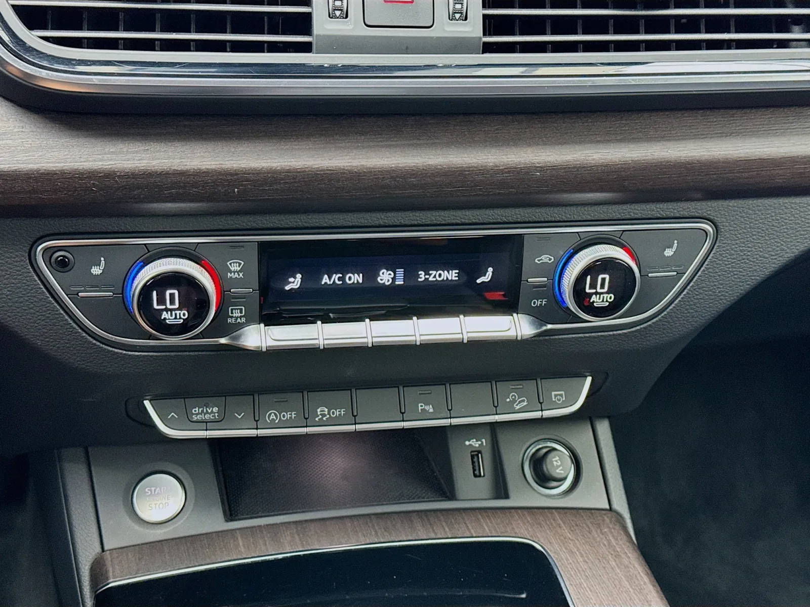 Audi Q5 photo 12
