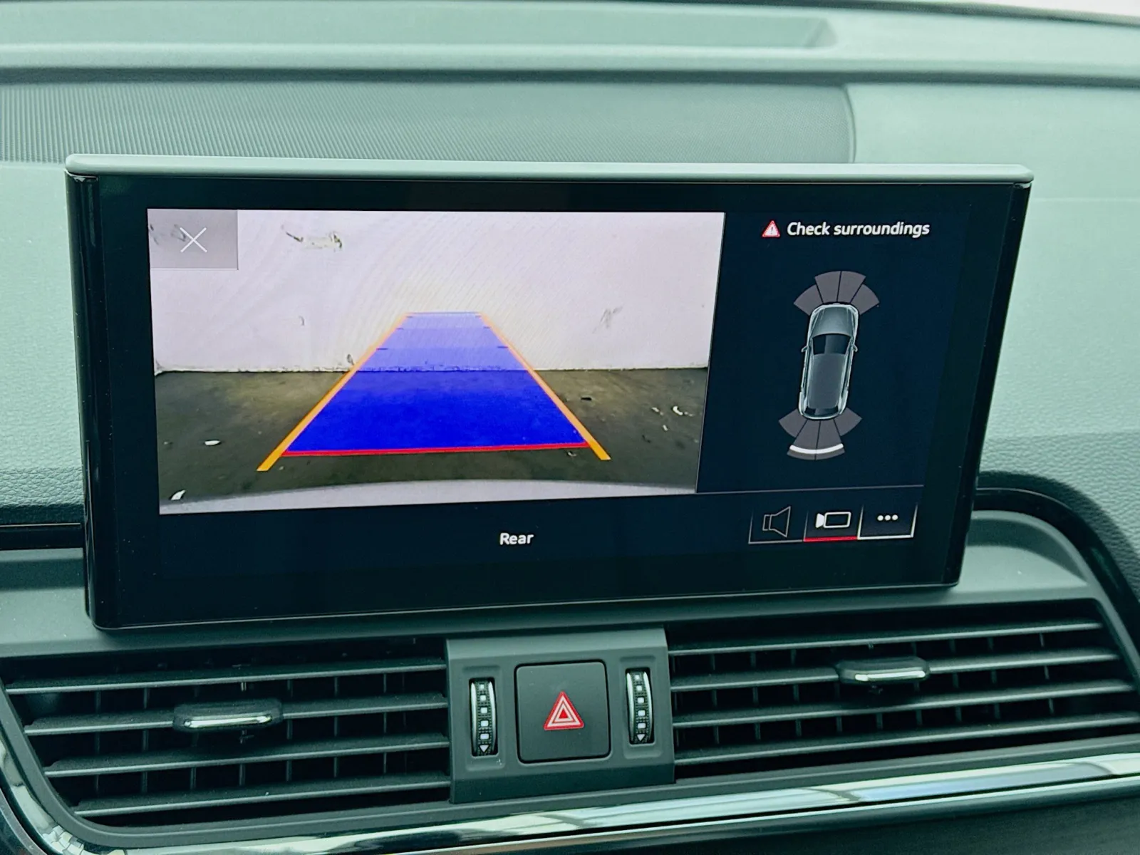 Audi Q5 photo 10