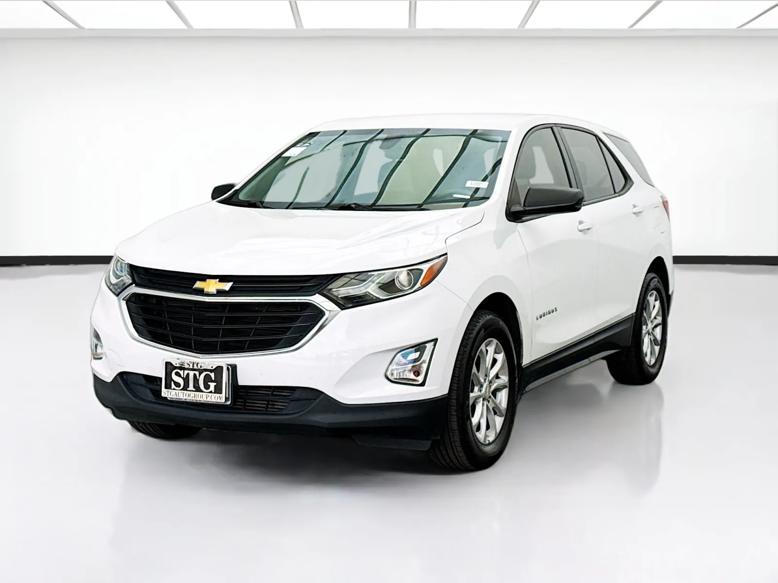 White 2019 Chevrolet Equinox LS for sale in Bellflower, CA