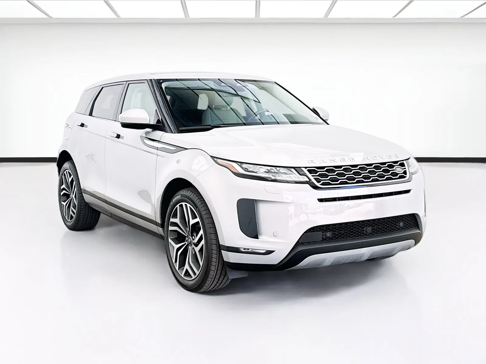 Land Rover Range Rover Evoque photo 3