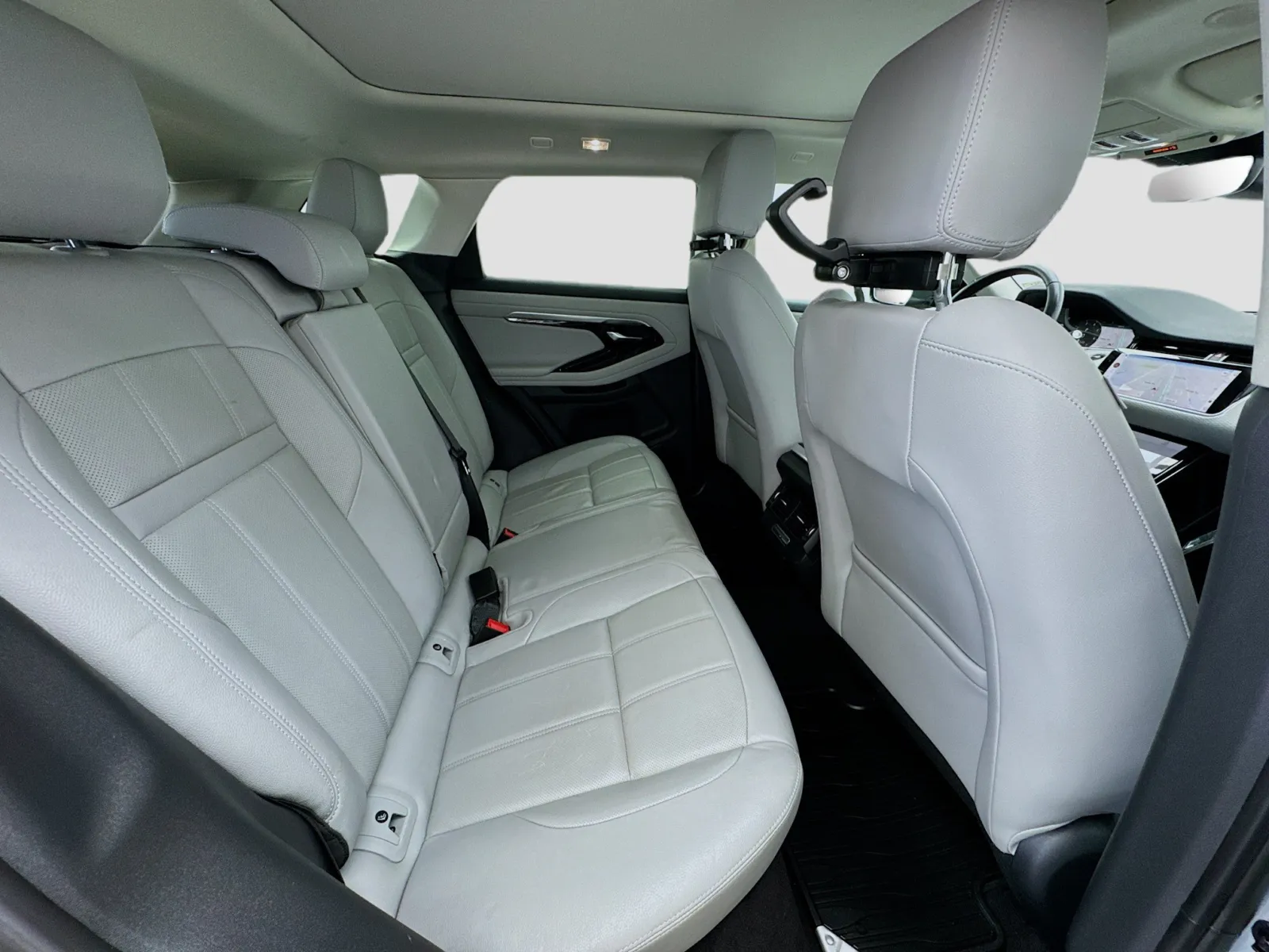 Land Rover Range Rover Evoque photo 19