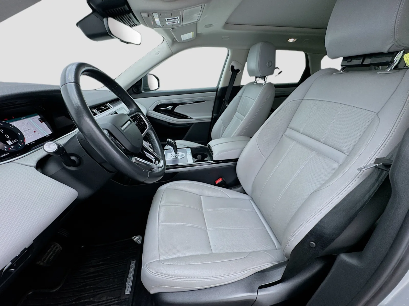 Land Rover Range Rover Evoque photo 13