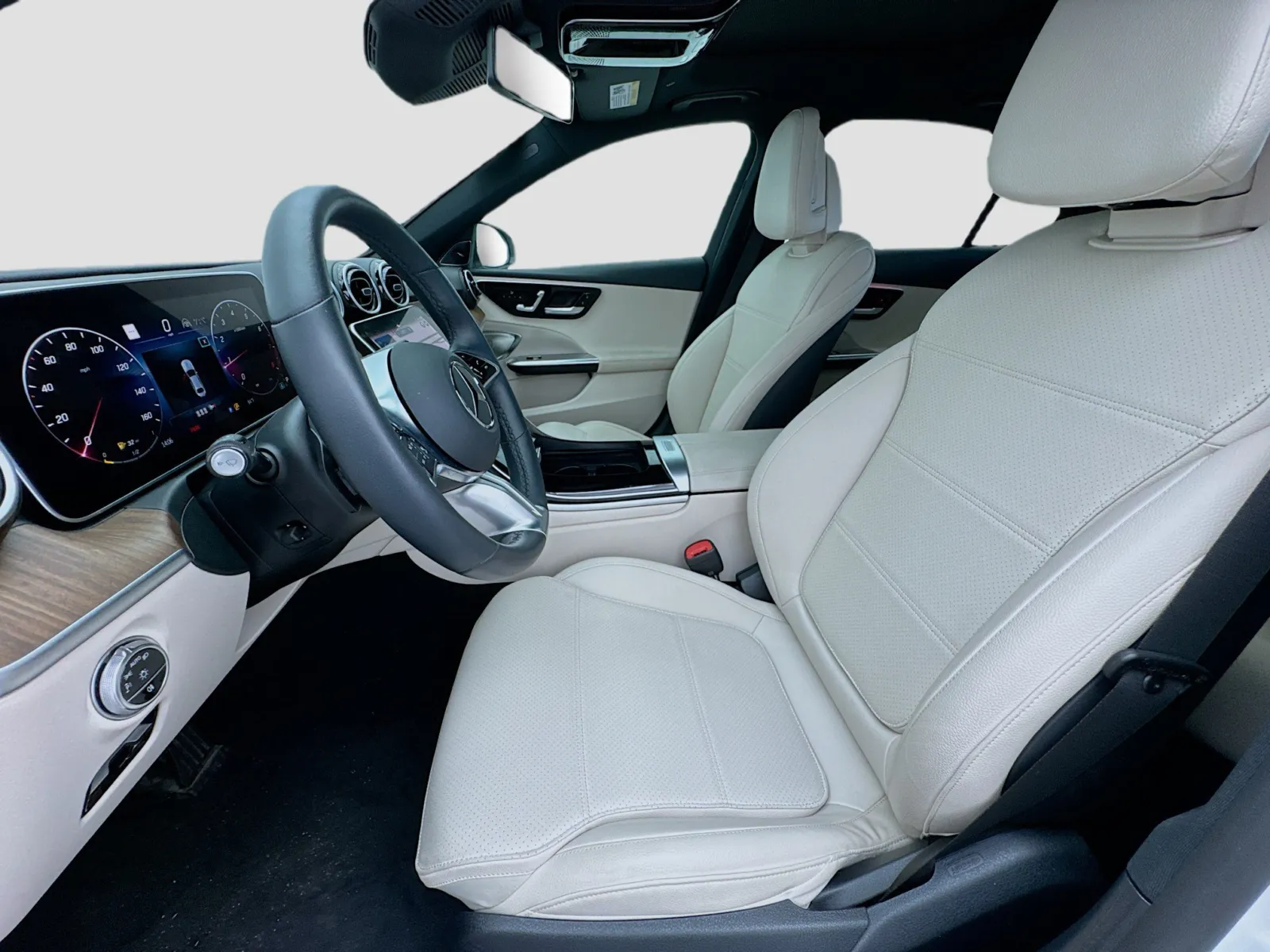 Mercedes-Benz C-Class photo 13