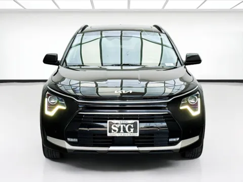 Photos of 2023 Kia Niro SX for sale in Bellflower, CA at STG Bellflower