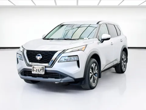 Silver 2022 Nissan Rogue SV for sale in Bellflower, CA