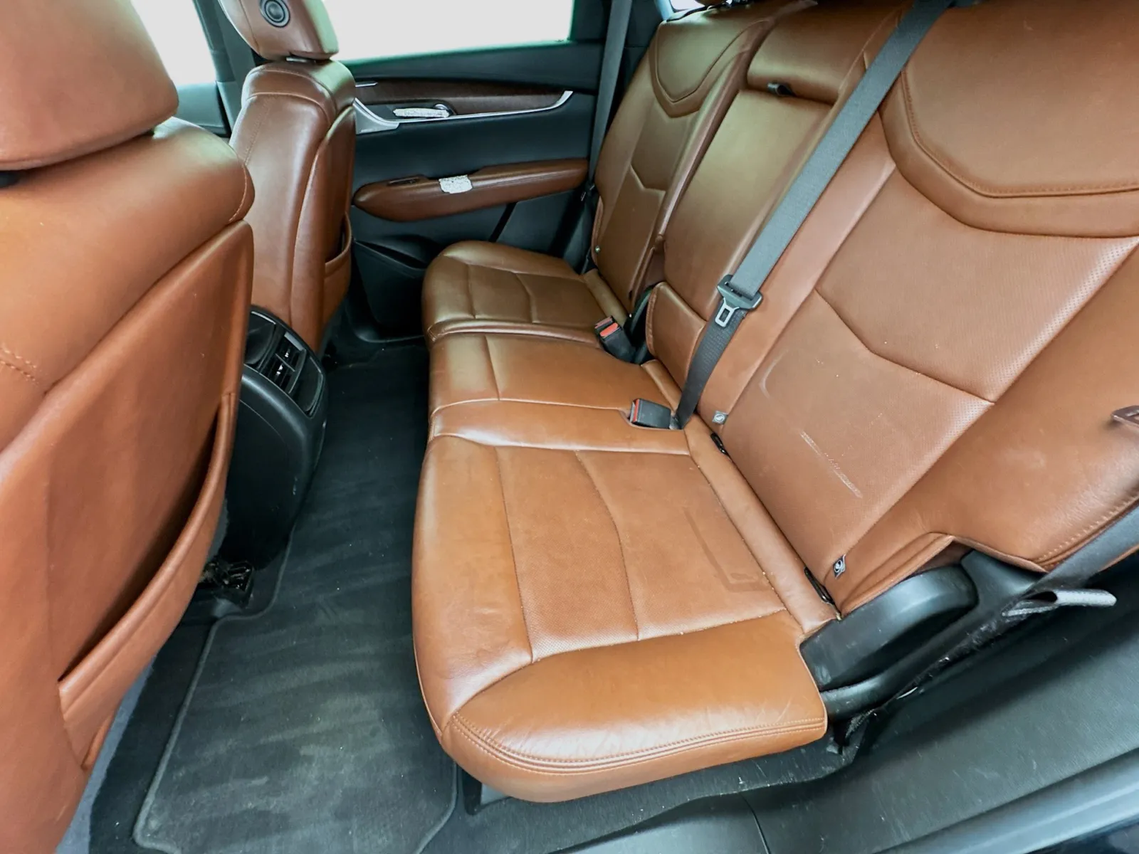 Cadillac XT5 photo 16