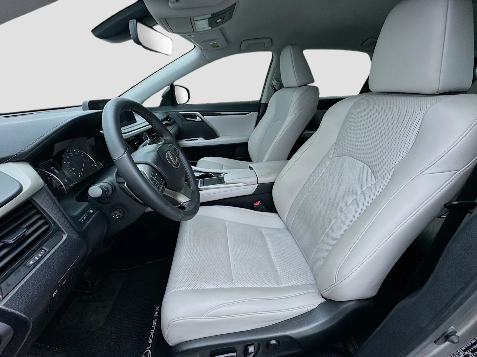 Lexus RX photo 13
