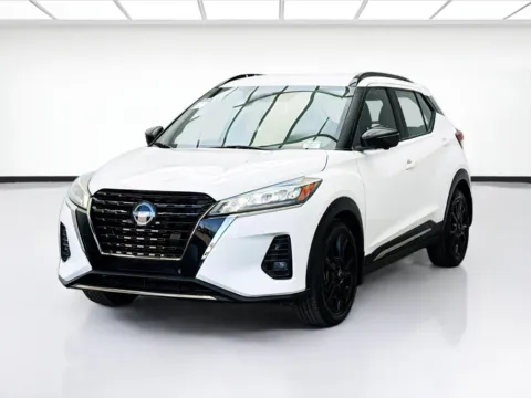 White 2023 Nissan Kicks SR for sale in Bellflower, CA