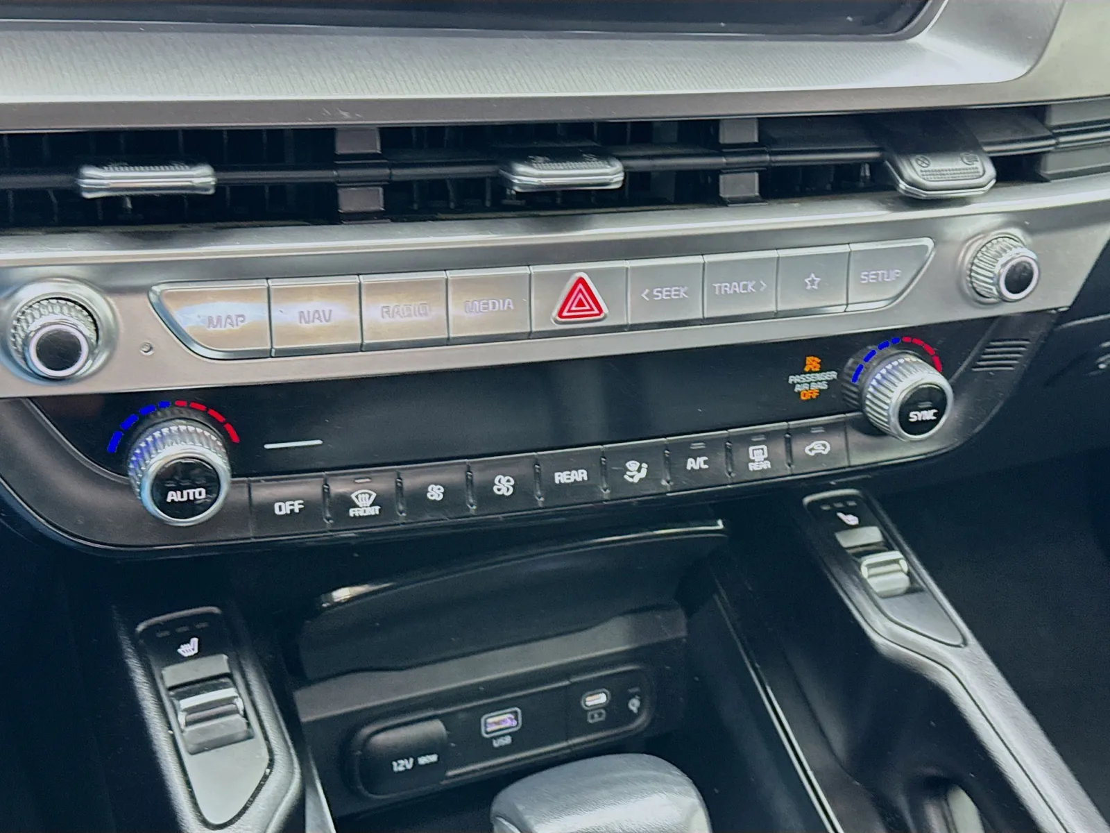 Kia Telluride photo 12