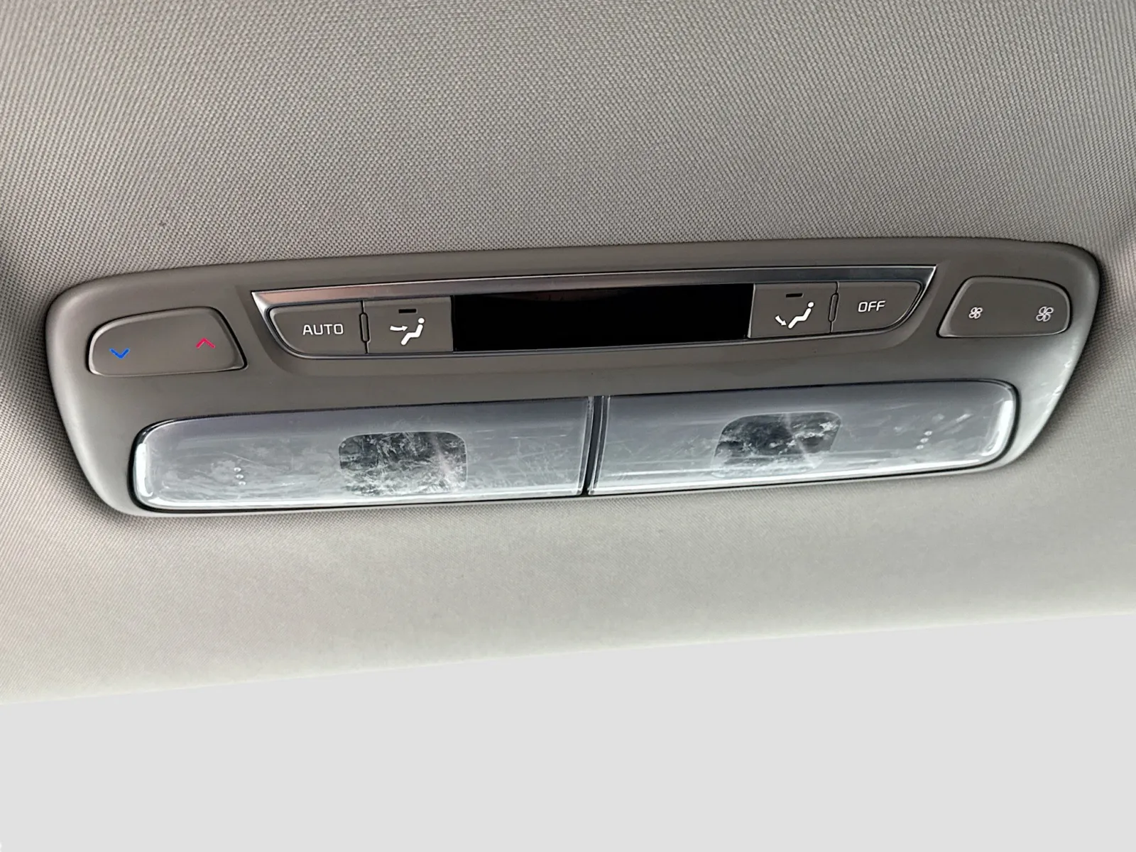 Kia Telluride photo 17