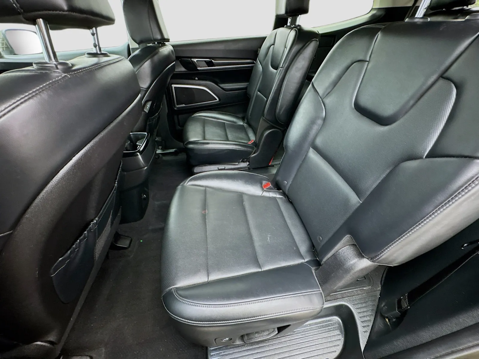 Kia Telluride photo 16