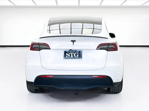 More photos of 2024 Tesla Model Y Long Range at STG Bellflower, CA