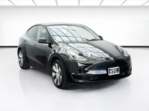 Another view of 2023 Tesla Model Y Long Range for sale in Bellflower, CA at STG Bellflower