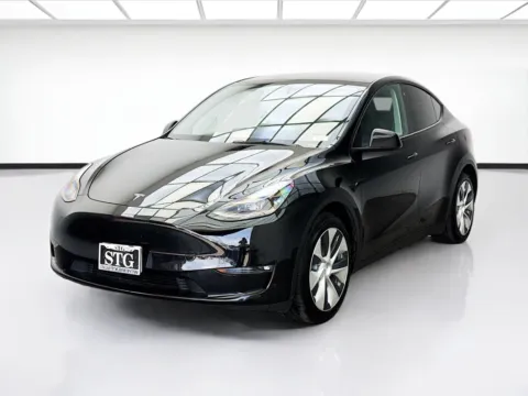 Black 2023 Tesla Model Y Long Range for sale in Bellflower, CA
