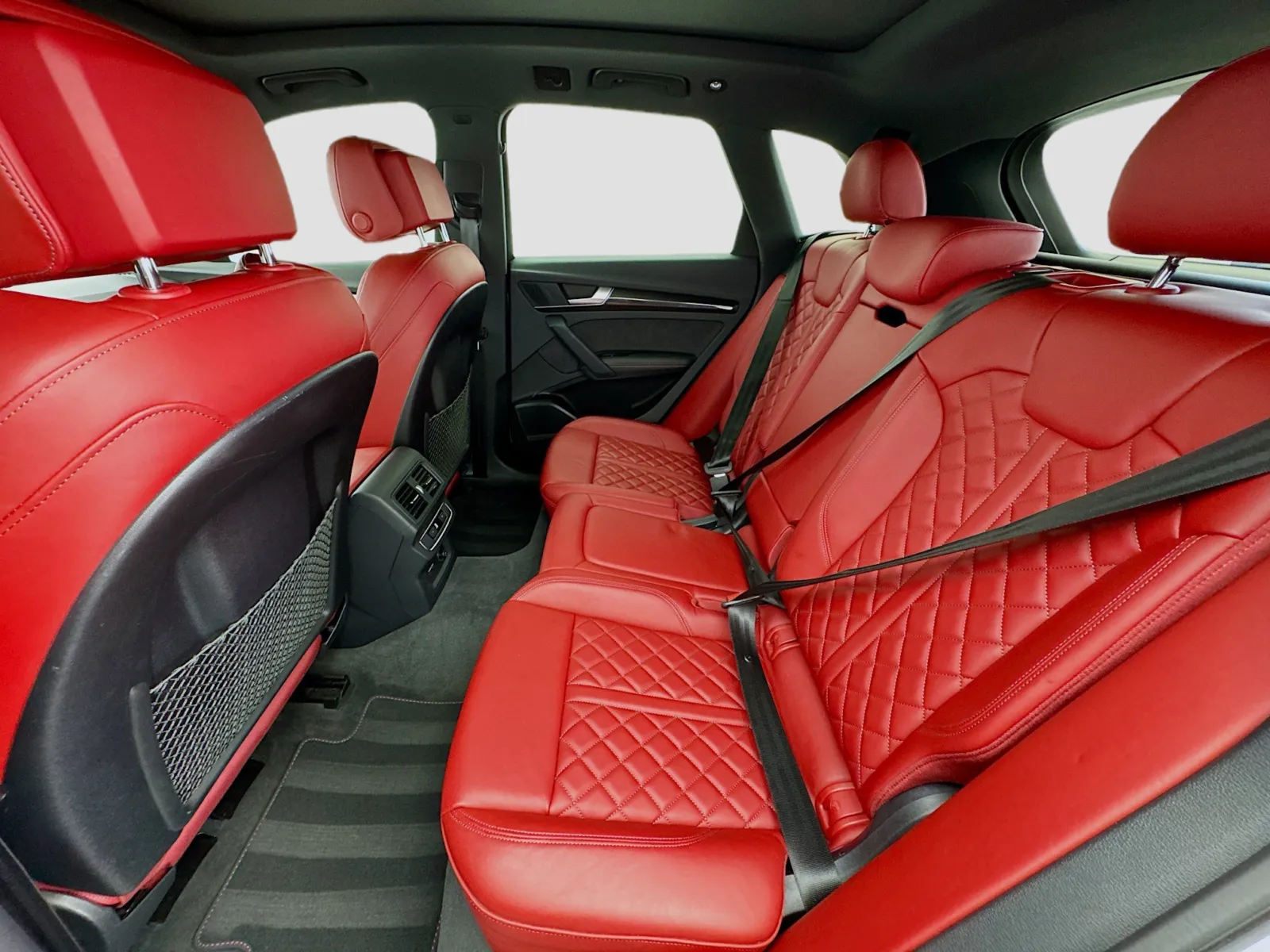 Audi SQ5 photo 16