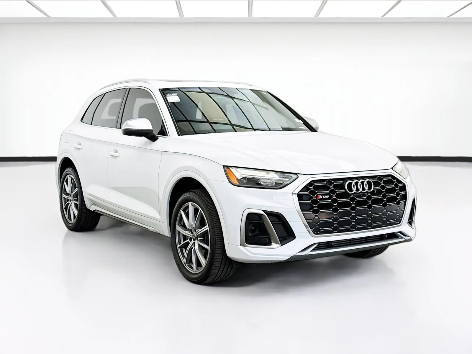 Audi SQ5 photo 3