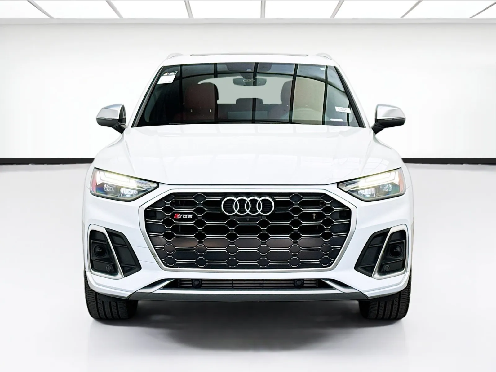 Audi SQ5 photo 2