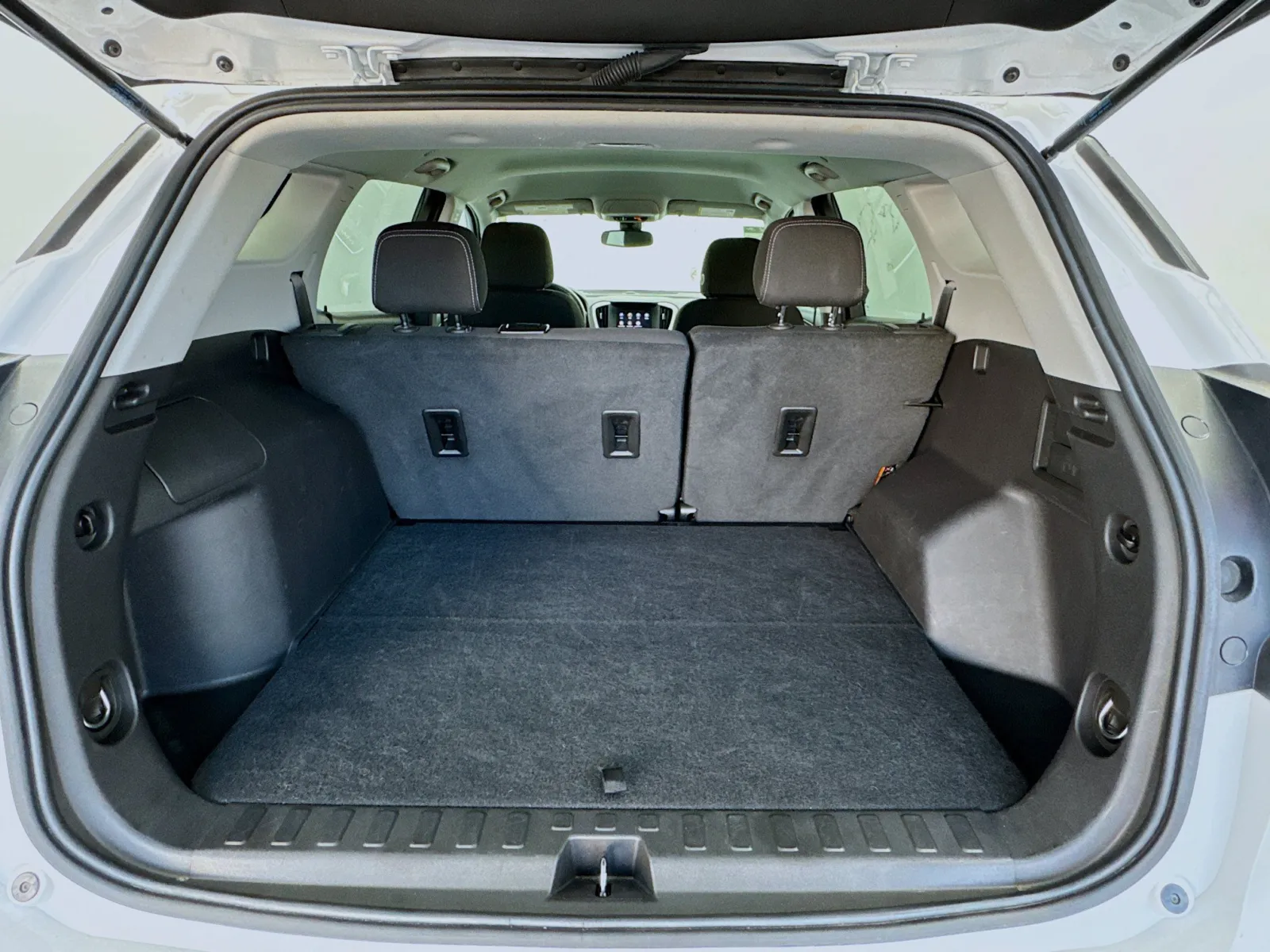 GMC Terrain photo 17