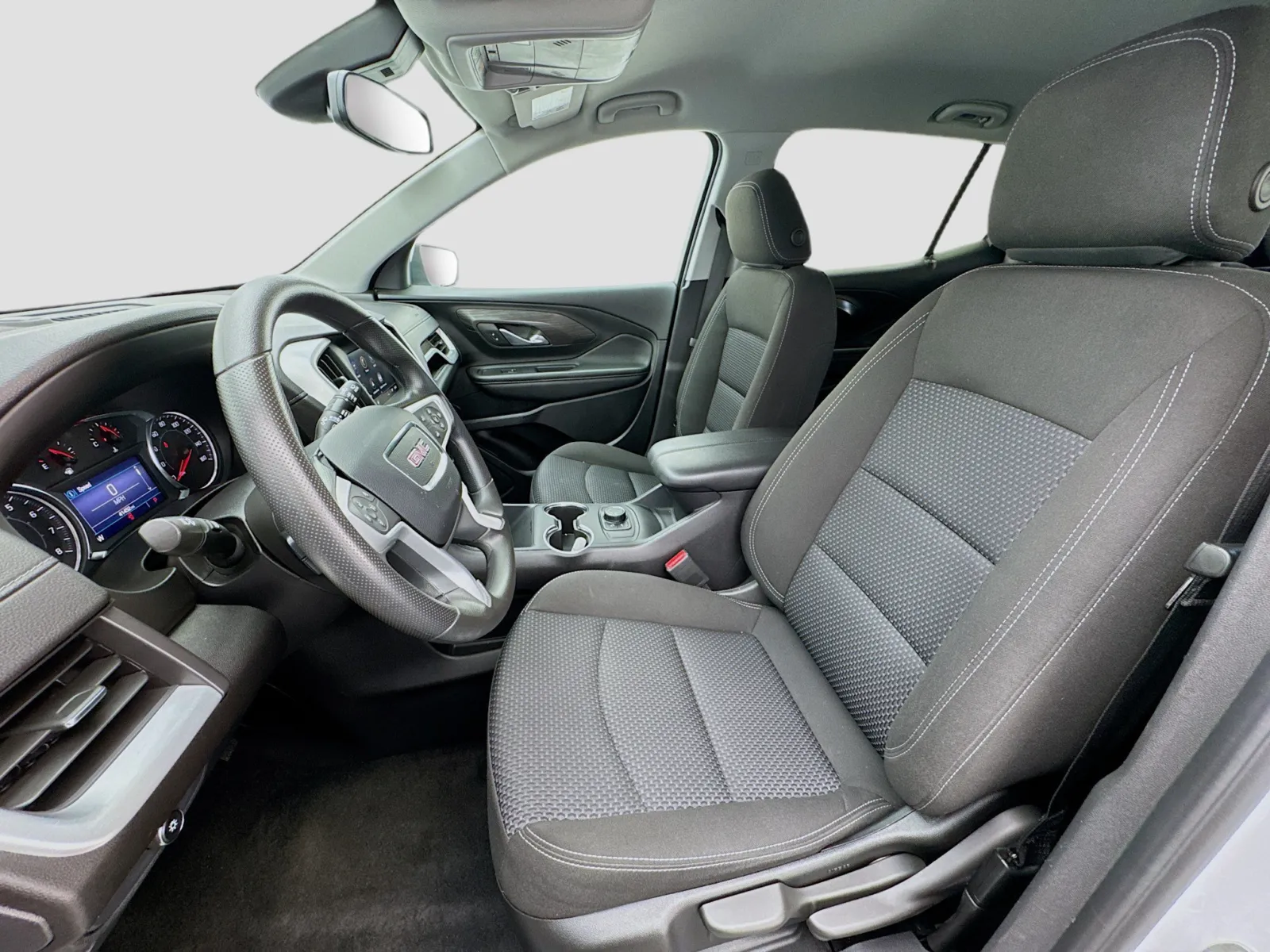 GMC Terrain photo 13